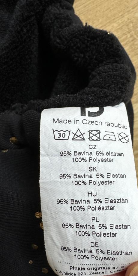 Nepadava deka pinkie,