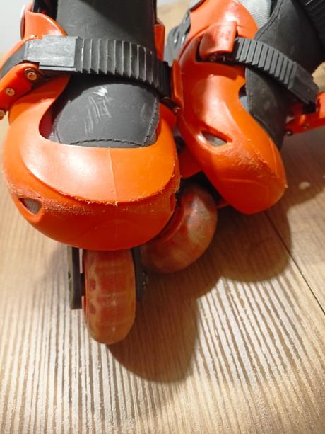 Kolieskové korčule, 31