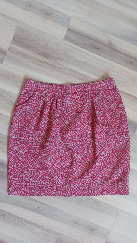 Vzorovaná sukňa s vreckami, s