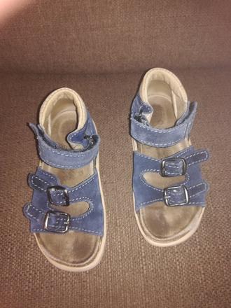 Sandálky, protetika,26