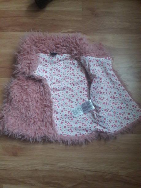 Huňatá vestička, 104