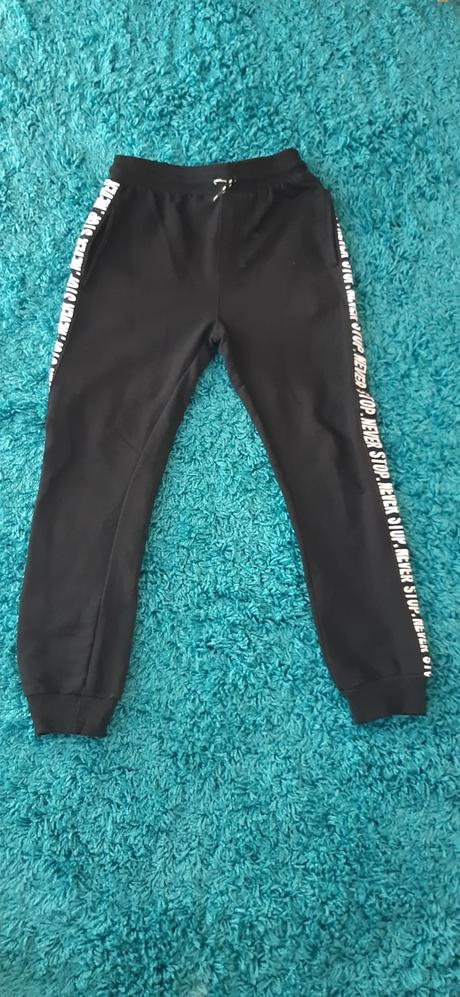 Tepláky 134/140, 134