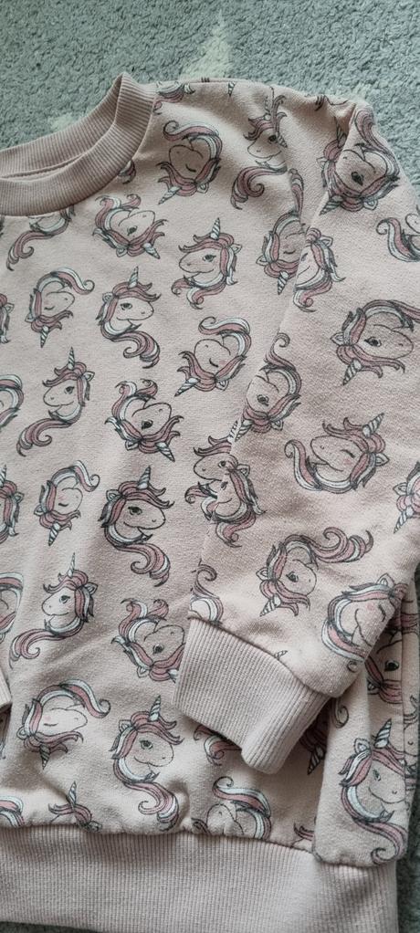 Mikiny v.104, sinsay,104