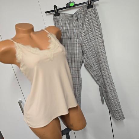 Dvojdielna, amisu,xs