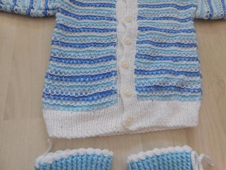 Sveter+papuče č.62-68, 68