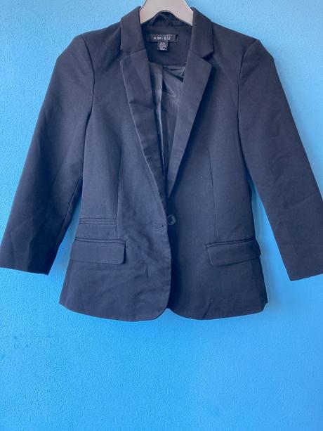 Čierne sako, amisu,34
