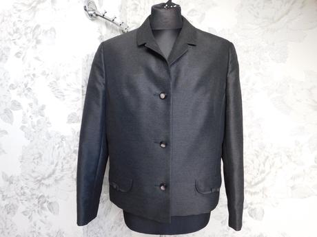 Brillant kvalitny luxusny vintage blejzer, 40