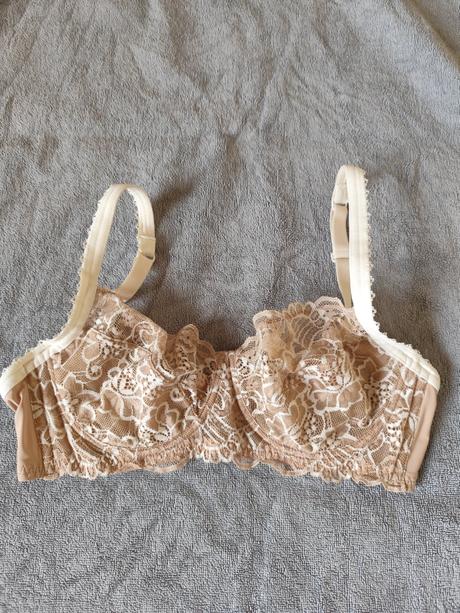 Čipkovaná podprsenja telovej farby, veľ. 80c, nová, tezenis,80c