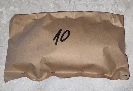 Balik sklenených korálkov 10,