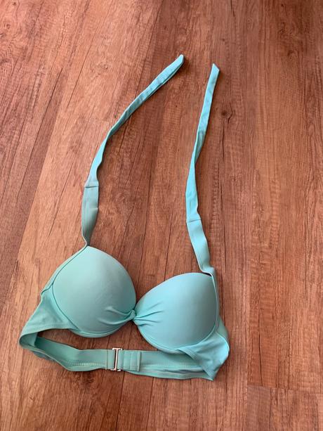 Dievcenske plavky push-up, 158