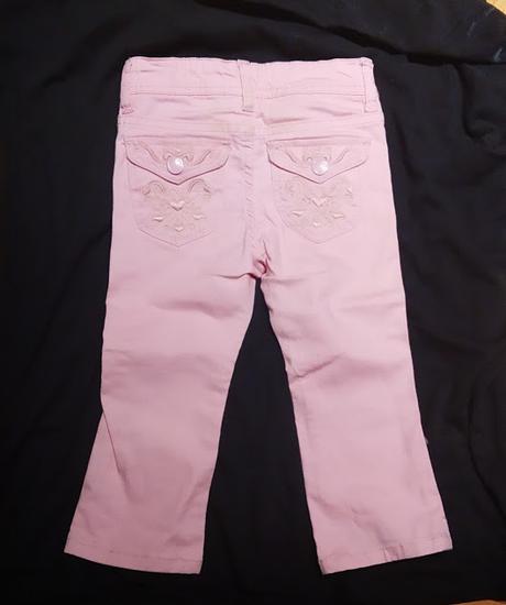 Rifle s aplikáciou  na vreckách, h&m,86