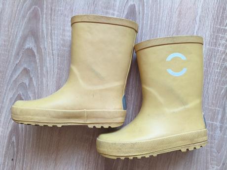 Mikkline gumáky, 27