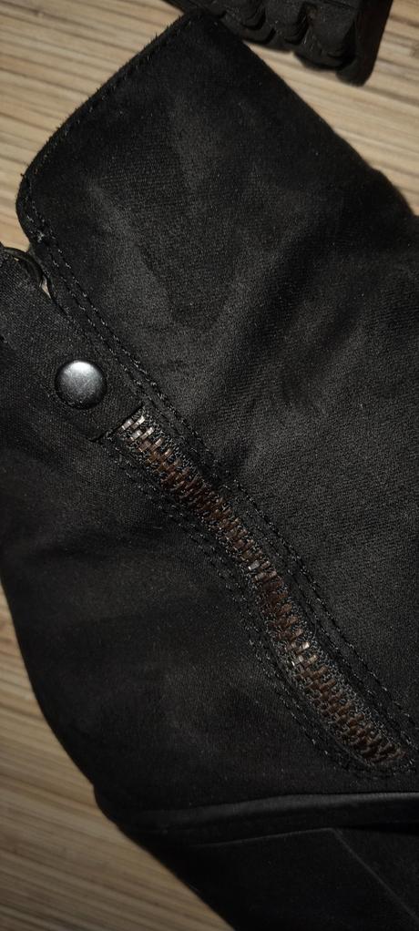 Čierne kotníkové čižmy, 38