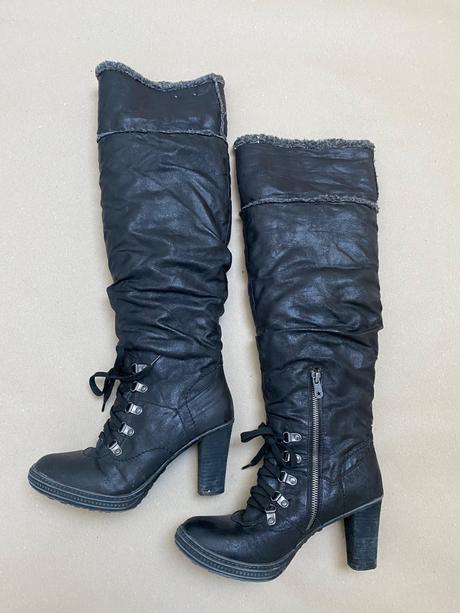 Vysoké čižmy na opätku 39, 39