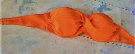 Neónkový vršok k plavkám, m