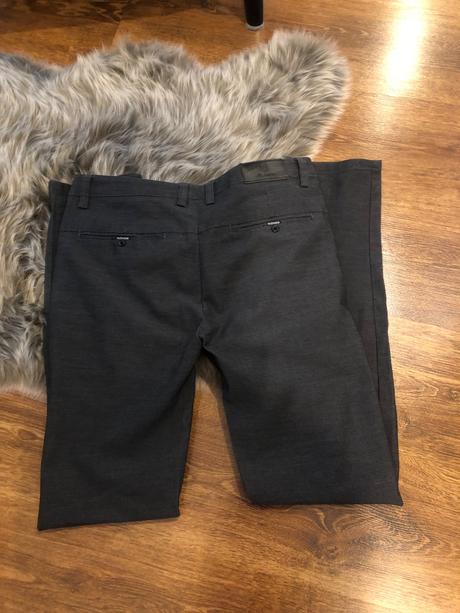 Nohavice chlapčenské, 32