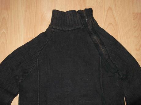 Pulover, next,s