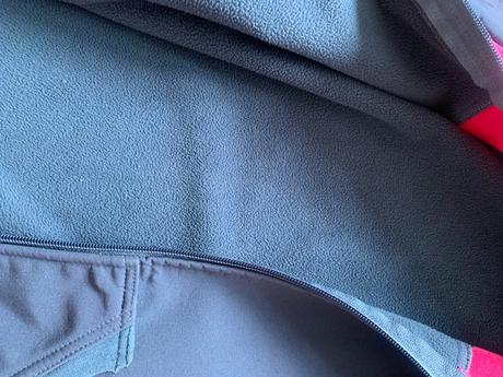 Softshellova bundicka, 104