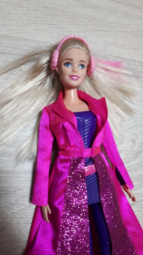 Krásna barbie,
