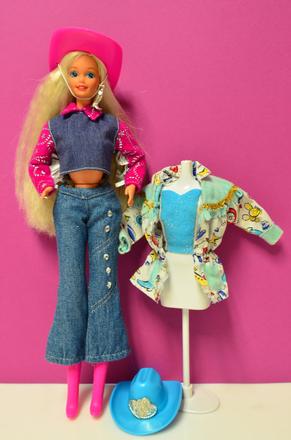 Barbie bábika western kovbojka,