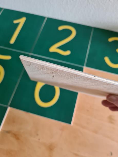 Montessori šmirgľové čísla v krabičke,