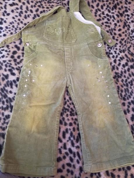 Mencestrove nohavice, 74