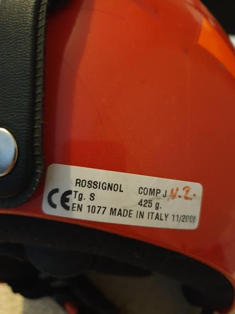 Prilba, rossignol,s