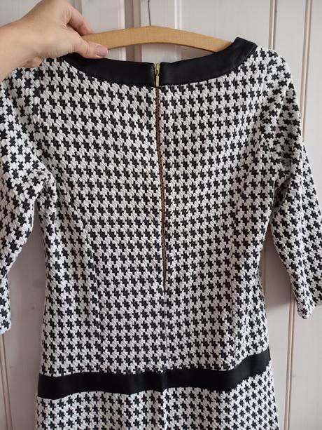 Elegantné šaty, 36