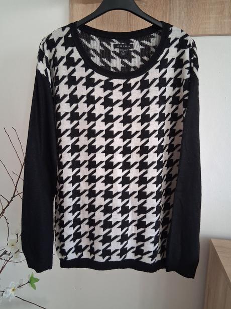 Čiernobiely sveter, amisu,s