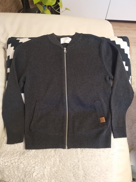 Nenoseny decentny sveter, zara,134