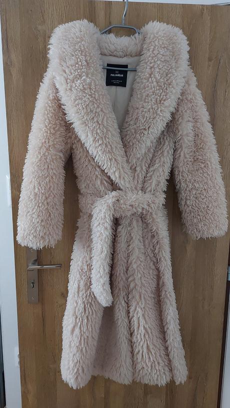 Kabát xs darujem, pull&bear,xs