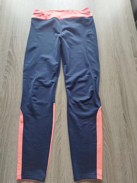 Funkčné legíny, decathlon,152