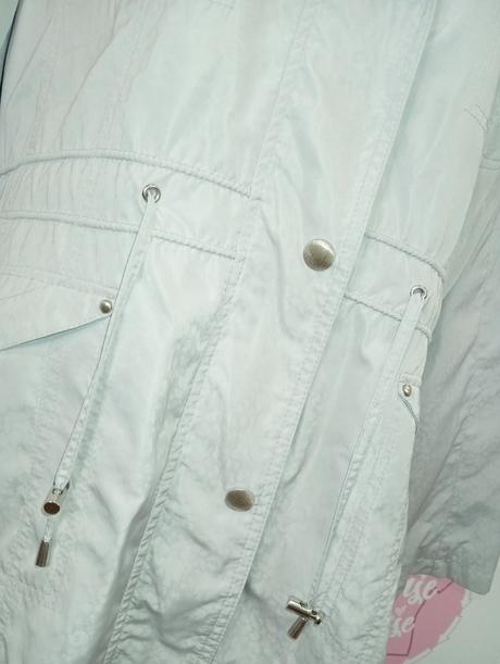 Prechodná bundička 42/44, 42