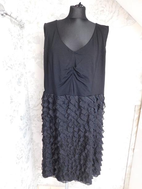 Luxusne pekne šaty, 52