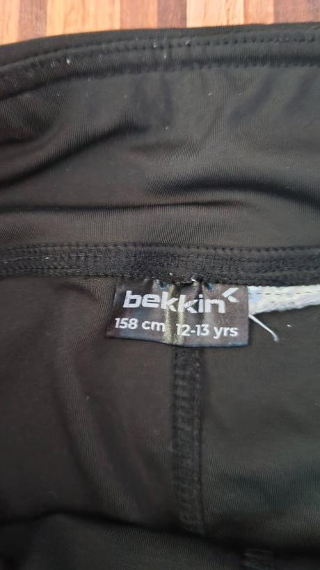 Čierne legíny bekkin, 158