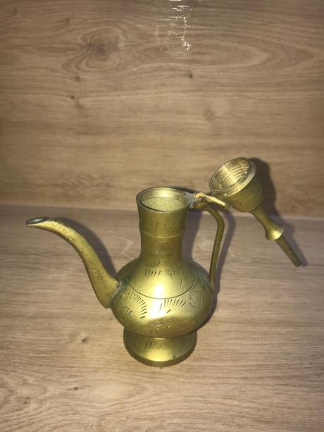 Mosadzné vázy a dekorácie, 