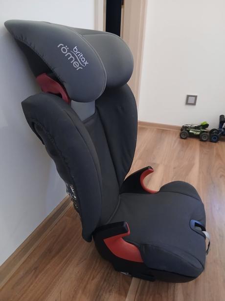 Autosedačka römer, römer