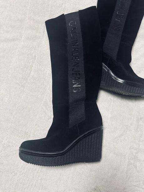 Čierne čižmy na platforme zn. calvin klein jeans, 39