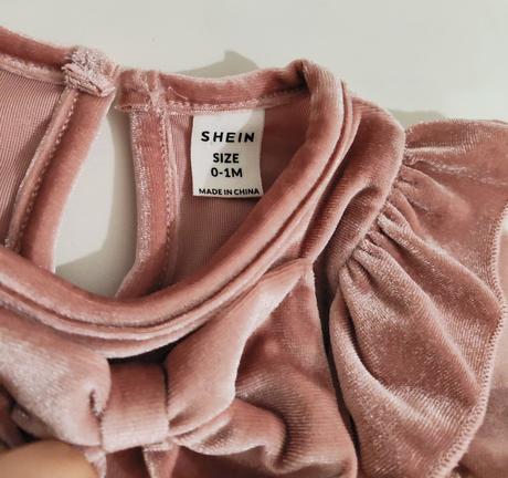 Velurové šatky, 56