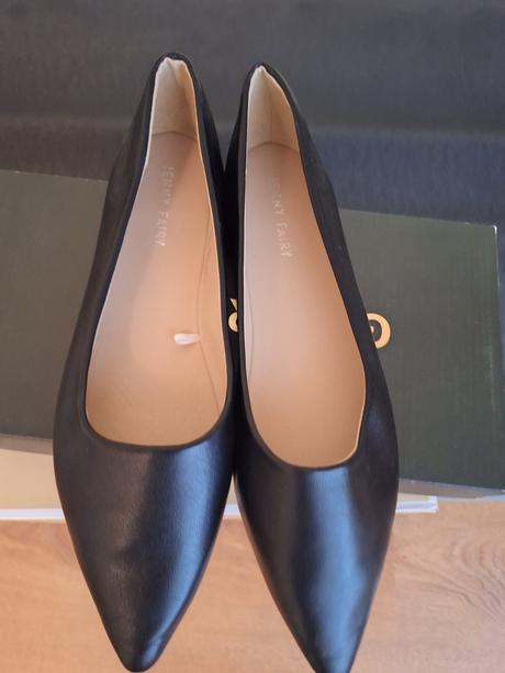 Nenosené baleríny, 41