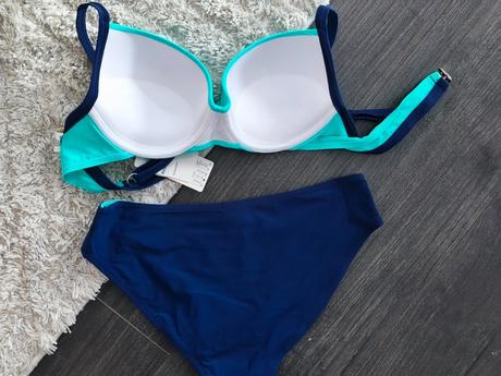 Dvojdielne plavky. pošta zdarma, 38 / 40 / l / m