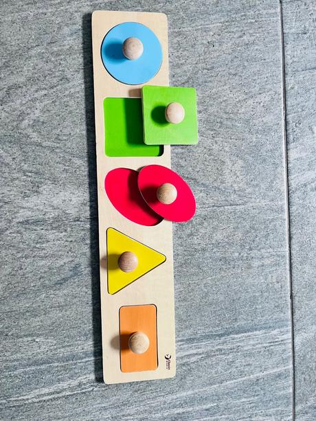 Drevene puzzle tvary, 