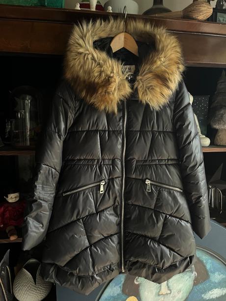 Zimna bunda v.s, s