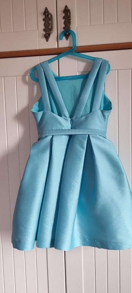 Spoločenské šaty, 152