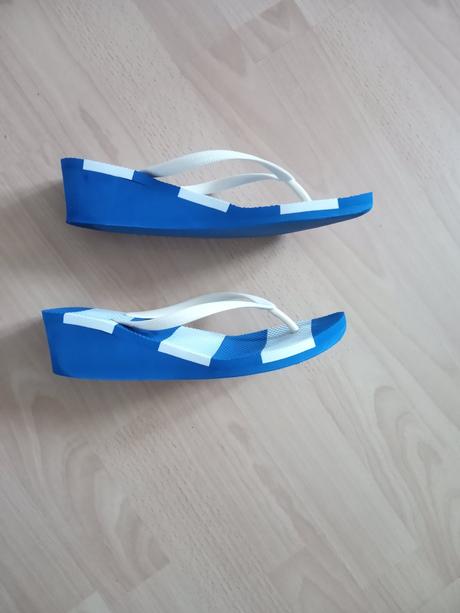 Žabky na platforme, 39