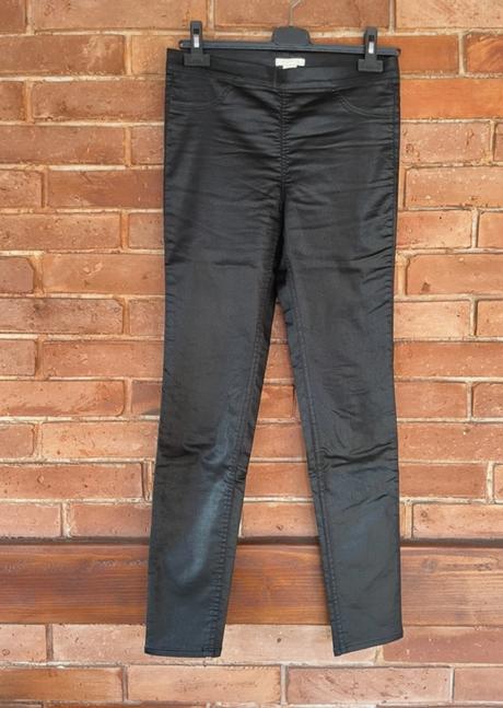 Leginove nohavice v koženom vzhľade, h&m,s