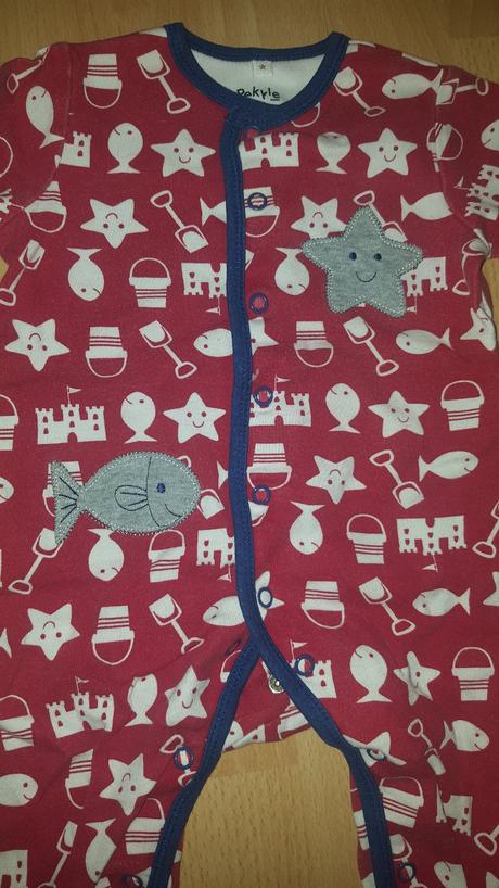 Overal s rybkami, 68