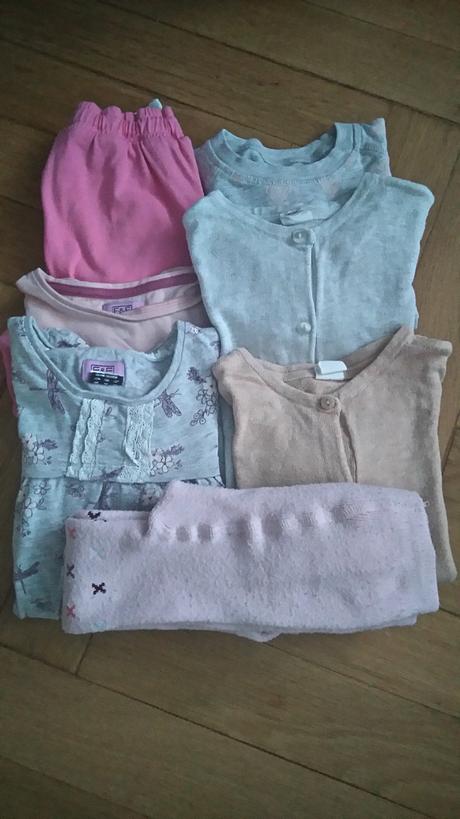 Menší balík oblečenia, 68–80