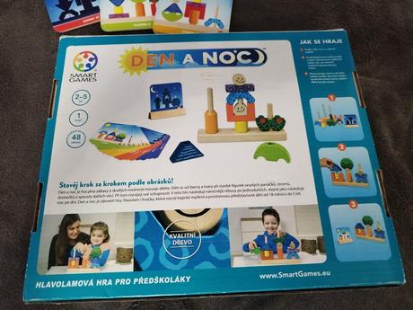 Smart games den a noc, 