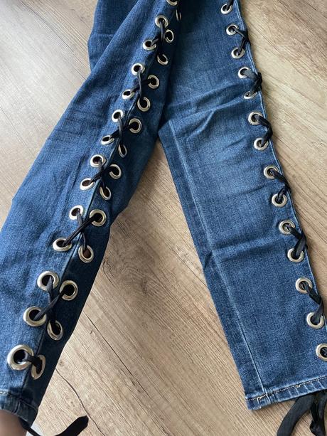 Krásne dámske rifle, m